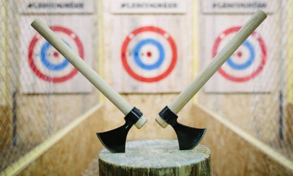 Activité originale paris : session de lancer de haches