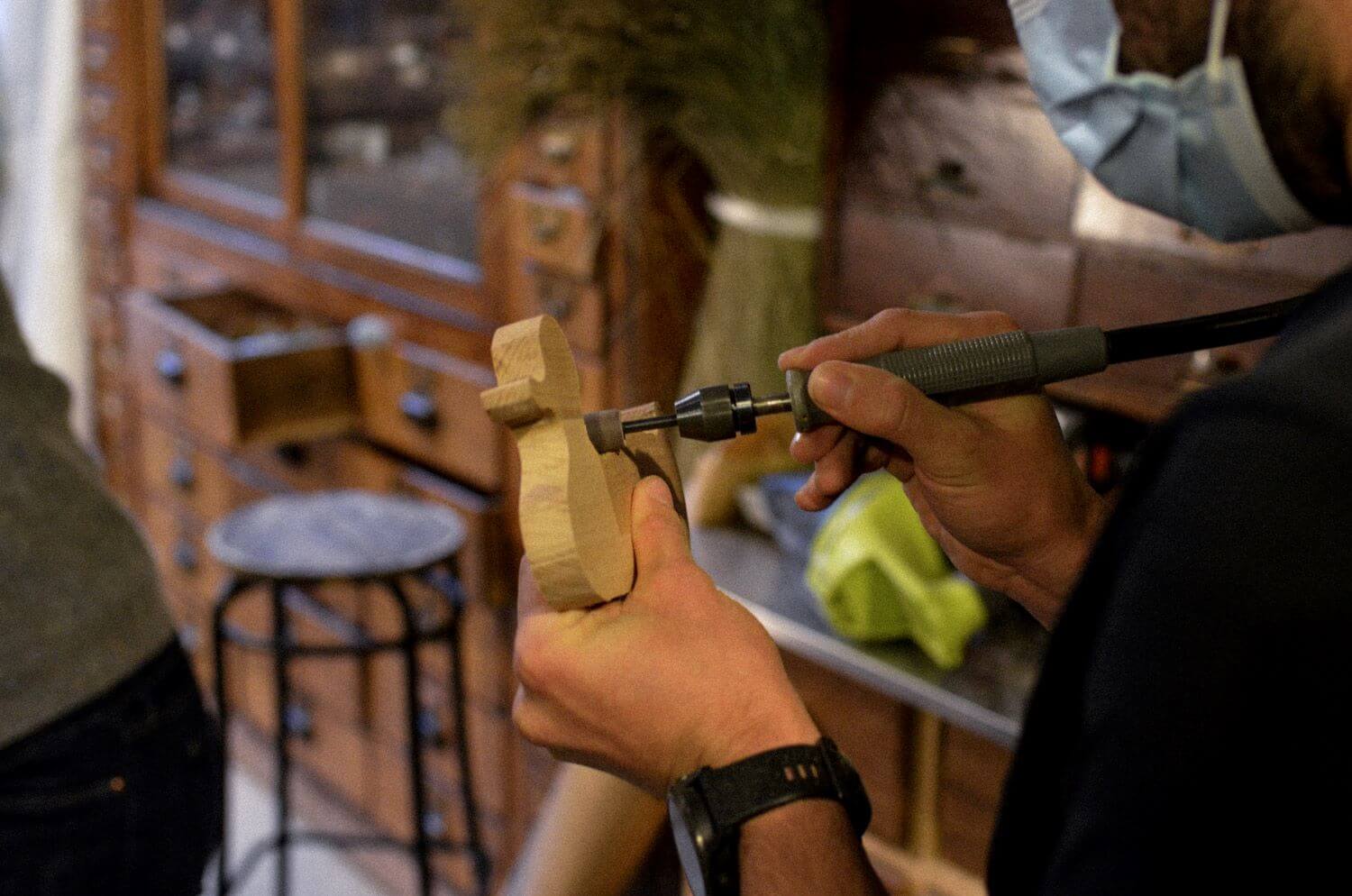 Atelier bois team building Paris