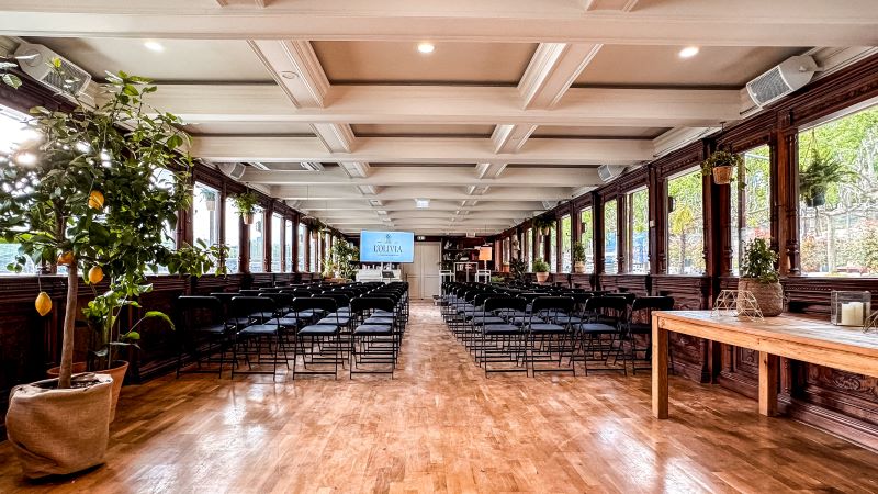 Séminaire sur une péniche avec rooftop