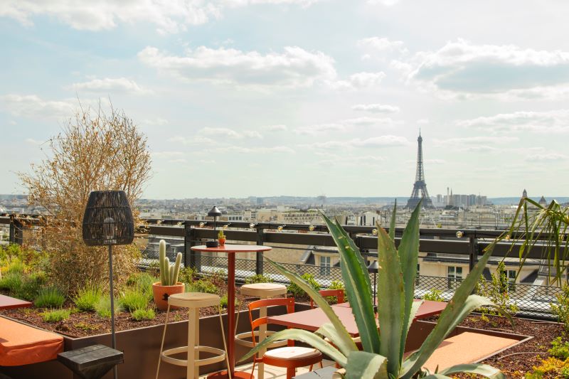 Organiser vos événements sur un rooftop à Paris avec vue Tour Eiffel