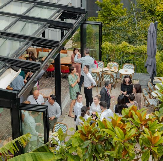 Soirée d'entreprise restaurant méditerranéen Laïa Voltaire Paris 11