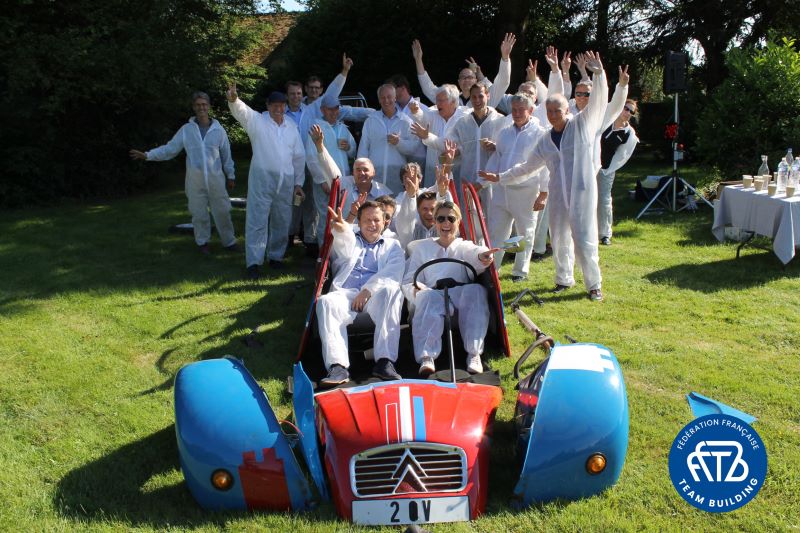 Team building mécanique 2CV Paris
