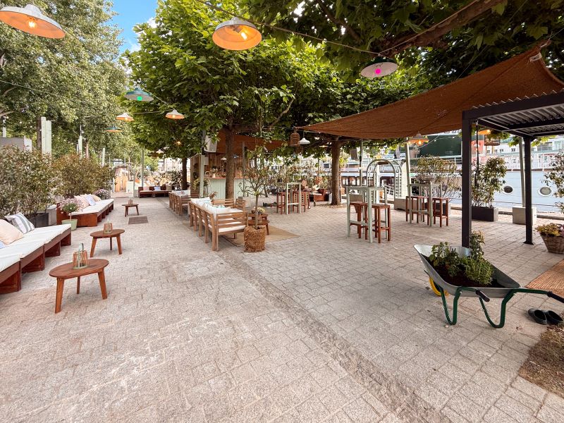 Soirée entreprise pétanque et afterwork quais de Seine Paris
